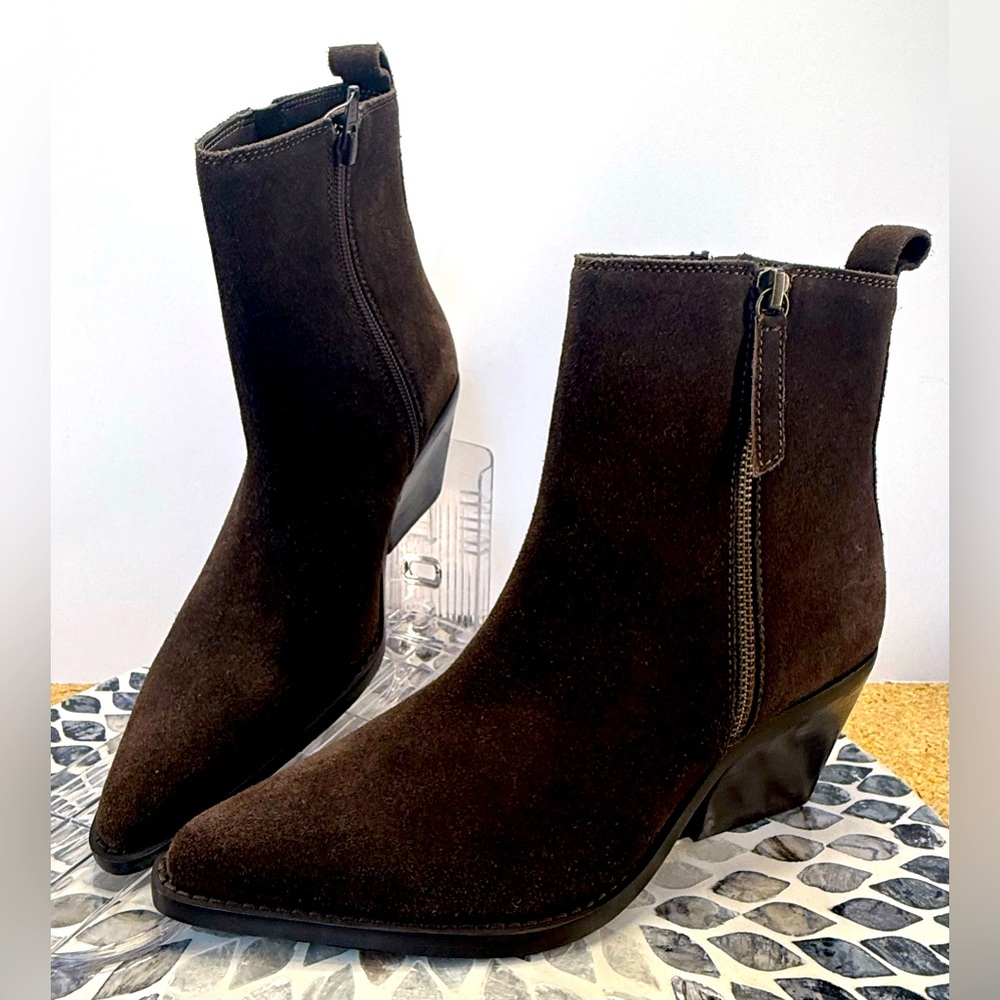 House of Harlow 1960 Dark Brown Suede Ankle Booties